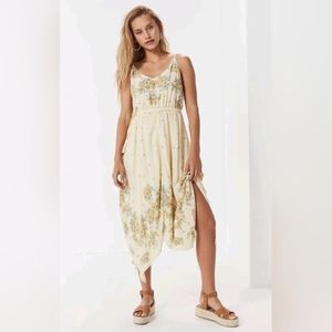 Urban Outfitters Handkerchief Hem Floral Midi Dress S
